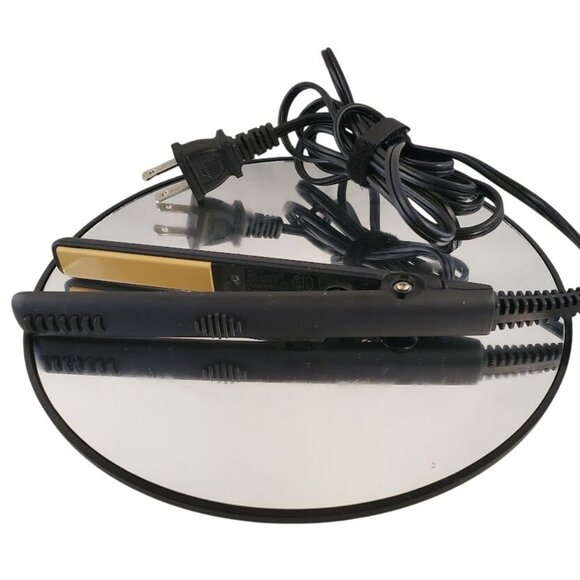 Revlon Hair Straightener With Ceramic Plates & Lock Switch Black & Gold Compact - Picture 5 of 5